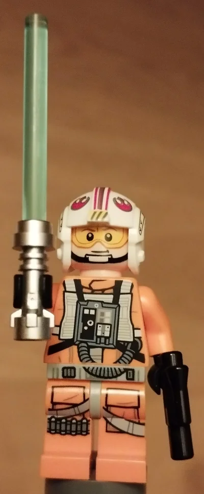 ExtraPensja - #codziennaminifigurka

Luke Skywalker w stroju pilota mysliwca X-Wing

...