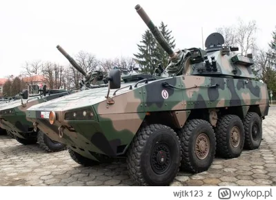 wjtk123 - Ukraina kupuje jednak więcej Rosomaków niż wcześniej ogłaszano: 150 sztuk, ...