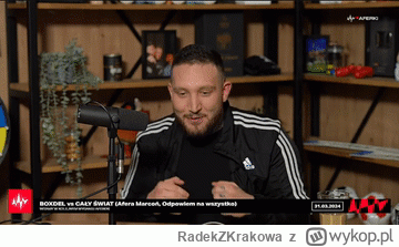 RadekZKrakowa - @Gymasturbator: pozytywny Borygo poprostu trenował shadowboxing swipu...