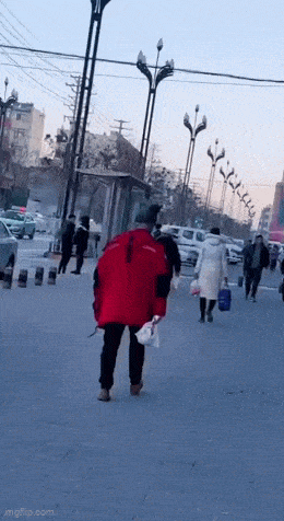 CT-5555 - Typowy wykopek to taki pseudointelektualista od którego silenia sie na poze...