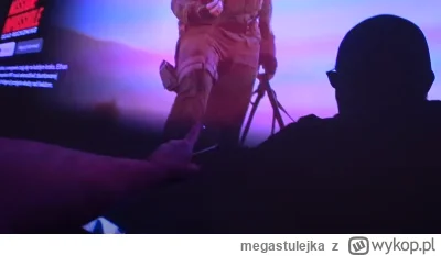 megastulejka - Dawać pińcet cali na testy bo w projektorze pixel się wypalił!
#mocnyv...
