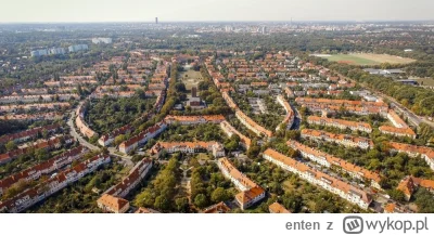 enten - @del855: Jest miasto i "miasto". To co jest widoczne w Paryżu to też nie jest...