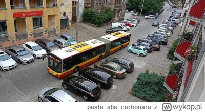 pastaallacarbonara - Takie tam z ciepłej ;) Prosto w tym podwojnym tunelu chyba się n...