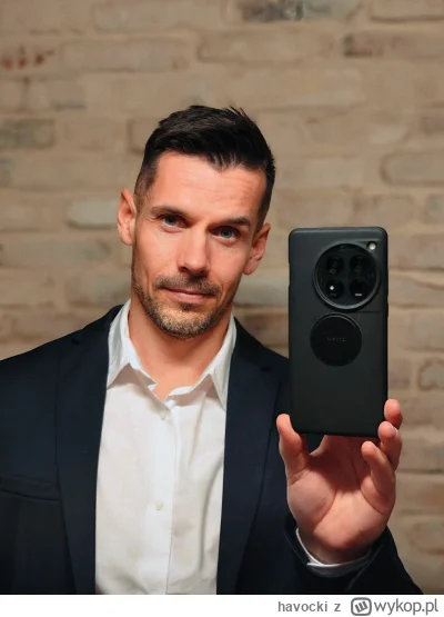 havocki - #pokazmorde #gownowpis #selfie 
Minęło 40 wiosen, poozdrawiam
miałem nadzie...