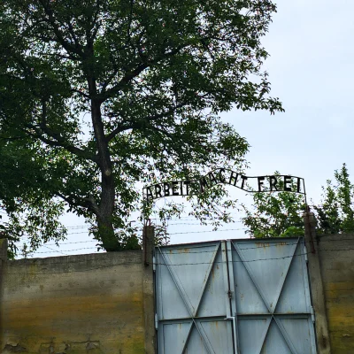 remlezar - #przegryw #kolchoz

Huop zapieprza dziś jak mały motorek nieludzki, tuż pr...