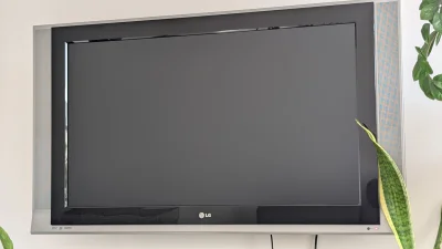 goly2024 - Mam tv z 2008 roku bo obiecałem sobie, że kupię nowy dopiero jak ten się z...
