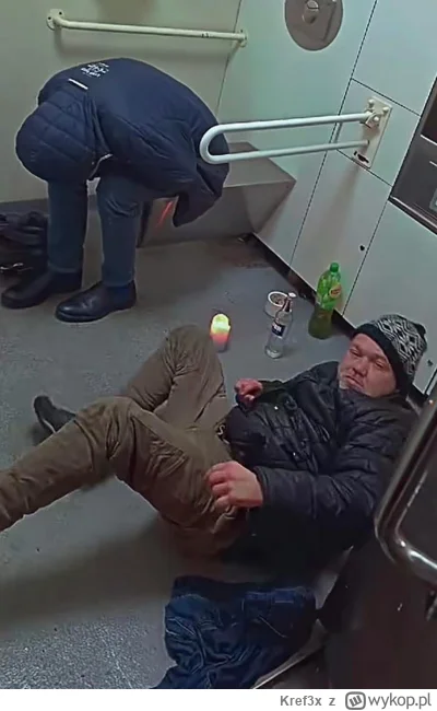 Kref3x - #przegryw  ehh ktoś w kiblu pije