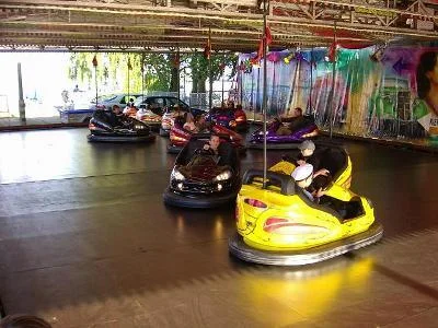 HabaHabaZutZut - Jeszcze taniej by było z pantografem zamiast baterii.