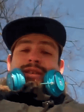 MelinzBrighton - POV: Krzysztof Stanowski goniący pieska, żeby go uratować i oddać bi...