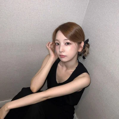 XKHYCCB2dX - #koreanka #yeonhee #rocketpunch