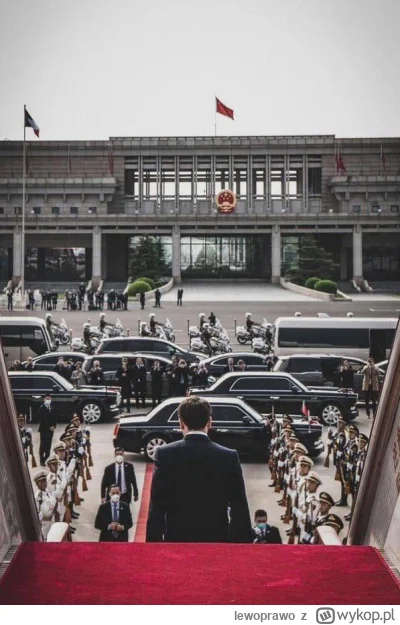 lewoprawo - #!$%@?ąc od wypowiedzi Macrona, to zdjęcie z jego wizyty w Chinach wygląd...