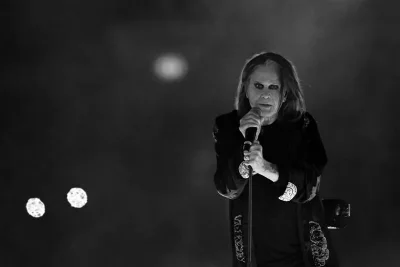 jmuhha - Ktoś mnie uświadomi jak gość co ma z kilkanaście milionów na koncie umiera? ...