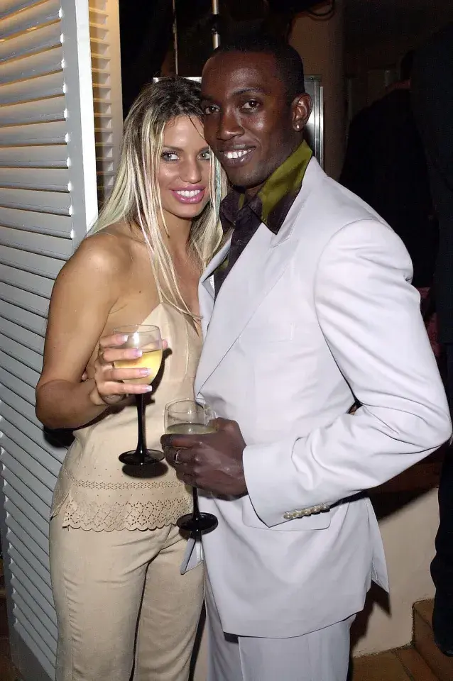 sakiro12 - @WiecznySingielprzed30: @adam-pajac fakt to była jego laska, zrobił jej dz...