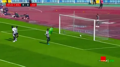 Minieri - Joao Felix, Juventus - Atletico 0:1
Mirror: https://streamin.one/v/2d9fa88f...