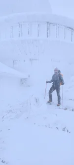 Cisak - Pozdrawiam z dzisiejszej wyprawy na Śnieżkę 
Wiatr w ok. 80 km/h 
Temperatura...