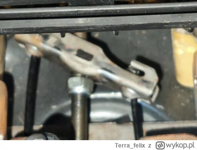 Terra_felix - Mam pytanie, jest jakaś możliwość, że na równym podłożu, bez skrętu kół...