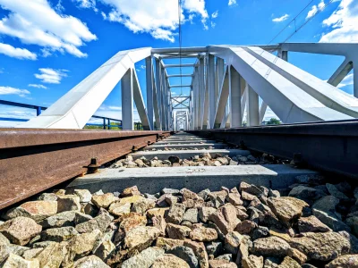 beastofmisery - Nowy 200-metrowy most kolejowy nad Pilicą. Do jego powstania wykorzys...