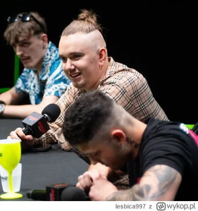 lesbica997 - #famemma co się stało z Kasią z fansportu??