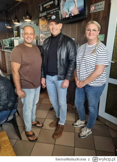 SiemaWaliszKonia - @PanAlbert Za to Batyr to się ubiera elegancko, nie ma co xDD