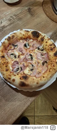 Marsjanin118 - Taką pizze poczyniłem. Po niezliczonej ilości wypieczonych placków, ko...