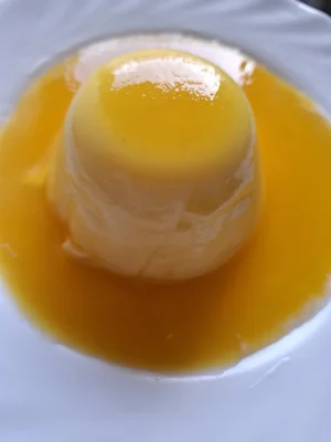 JuzefCynamon - #f1 #formulacynamon panna cotta z sosem o smaku mango