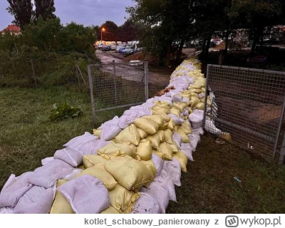 kotletschabowypanierowany - @FELIX90: Na Kozanowie ułożyli.
Za tuwroclaw.com "Jest ju...