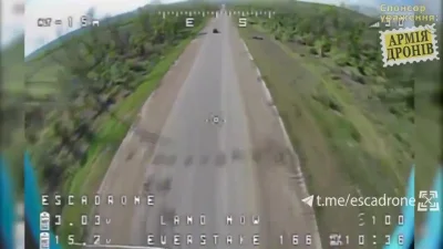 ZapomnialWieprzJakProsiakiemByl - Ukraiński dron poluje na dwóch rosjan 
Operator moż...