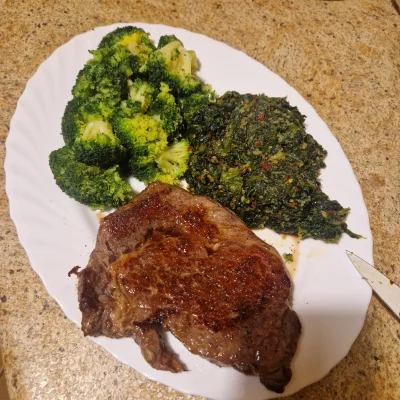 Dequstator - Jakby kto pytał, to krowa z warzywami będzie jedzona #przegryw #gotujzwy...