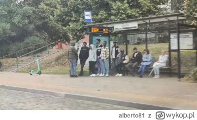 alberto81 - Ładne przystanki w tym Gdańsku na Morenie macie. U mnie takich ładnych ni...