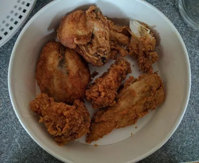 okoboji - Chciałbym odczarować legendę KFC = SRAKA.

Według mnie zmienili recepturę i...