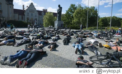 ari2k5 - @JakubKKKKKK: dobrze, że lewactwo jest bardzo inteligentne