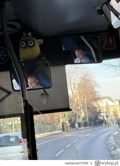 niebieski1998 - Hyper dorabia jako kierowca autobusu ( ͡° ͜ʖ ͡°)
#csgo