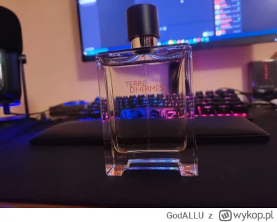 GodALLU - #perfumy 
#sotd 
Co dziś u was mirki ? 
Pogoda za oknem jest jaka jest ,ale...