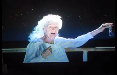 DonGebels - Miej naszyjnik warty fortunę. Co tu z nim zrobić? Co zrobić? Może dać go ...