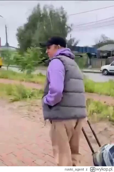 ruski_agent - Śmiejo sie z nas ruscy

#ukraina #rosja #wojna #drony #heheszki