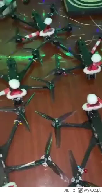 JIDF - #wideozwojny #ukraina #heheszki

Świąteczne drony dla ruskich ( ͡º ͜ʖ͡º)