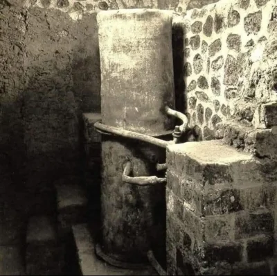 Jarek_P - Taki boiler mam w piwnicy, dziadek mówi, żeby nie ruszać, bo te stare to są...