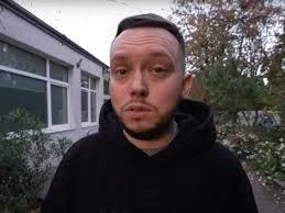 GarbatyNosek2 - Jest gość który chętnie tam wpadnie ( ͡~ ͜ʖ ͡°)

Ps. Czekam na odcine...