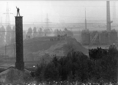 makrofag74 - #kraków #starezdjecia #heheszki

Lata 80, Kraków - Nowa Huta, Fot. Stani...