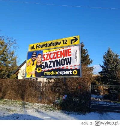 adi0 - Mogli chociaż pokazać tego kundelka
#heheszki #humorobrazkowy