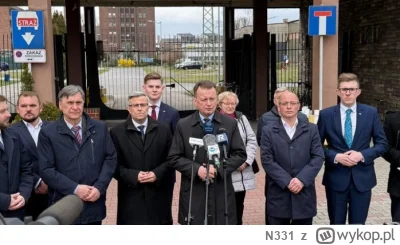 N331 - Związkowcy to stan umysłu. Przed bramą pojawia się typ który zabrał im przyszł...