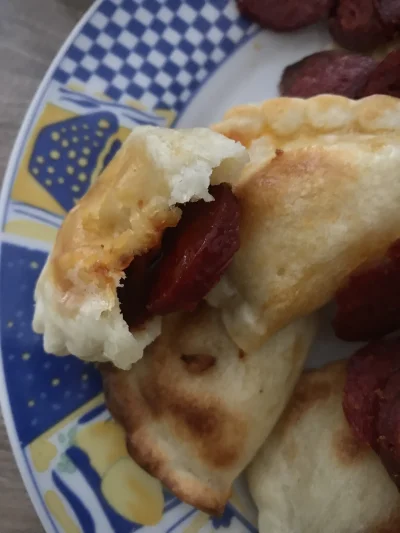 bartlomiej_rakowski - O leci samolocik z chorizo i sosem dla jego.