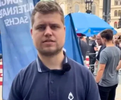 FoliarzBombelkowy - potężny aryjczyk bez barków xD