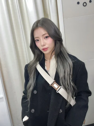 XKHYCCB2dX - #koreanka #goeun #purplekiss