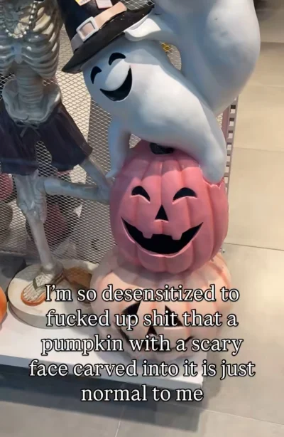 Wrrronika - Rel, już nie ma dla mnie nadziei. Równie dobrze mogłabym tym przyozdobić ...