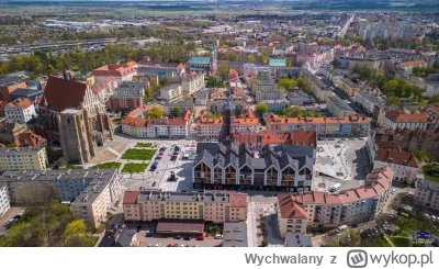 Wychwalany - A gdyby pl. Nowy Targ zabudować jak rynek w Nysie? Wygląda jak współczes...