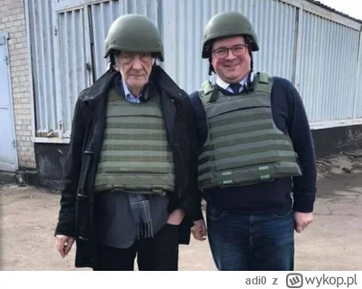 adi0 - @adi0: Ugrupowania bojowe, w oczekiwaniu na rozkazy z "kaczego szańca", już go...