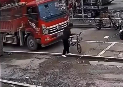 LordDarthVader - #trzecieoko #rower
Chiński rower
https://www.facebook.com/reel/143...