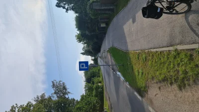 AndrzejDudaKrolemJest - Ponadto odnalazłem piękny przykład parkowania na DDR mimo par...