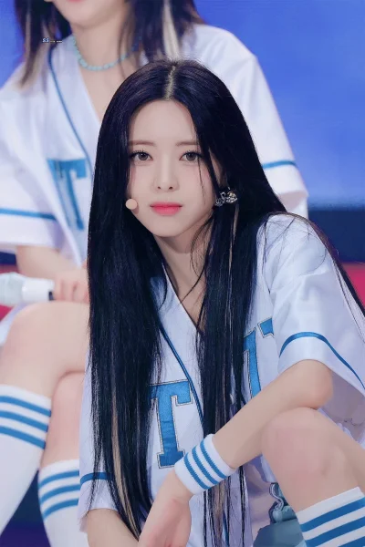 Tsuoiden - #koreanka #yuna #itzy
(S)